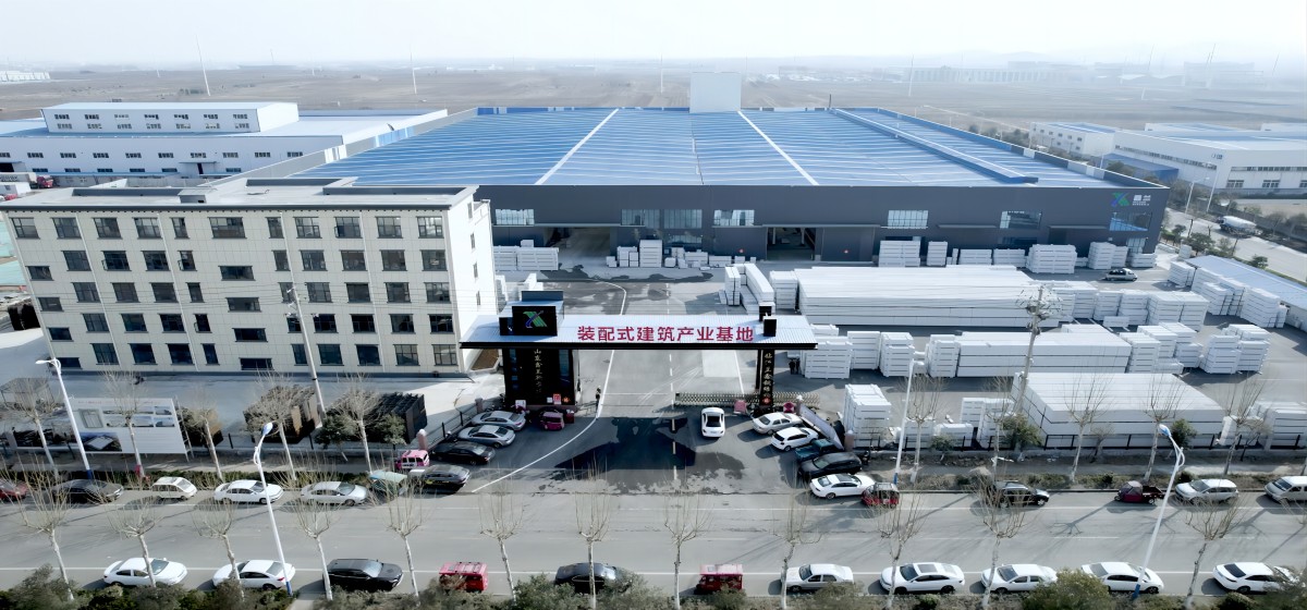 山东鑫兰新型建材有限公司年产40万立方米ALC板材生产线投产运行成功