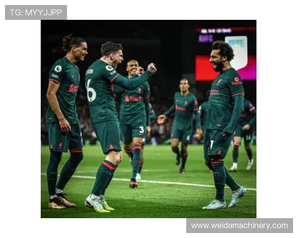 沃特金斯国家队首发困境：战术适配与竞争格局解析